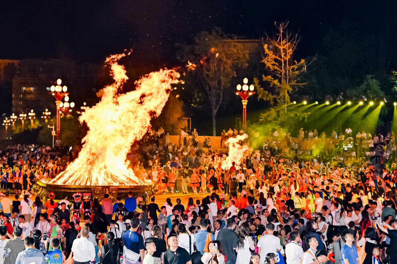 7月，来云南玩转火把节！
